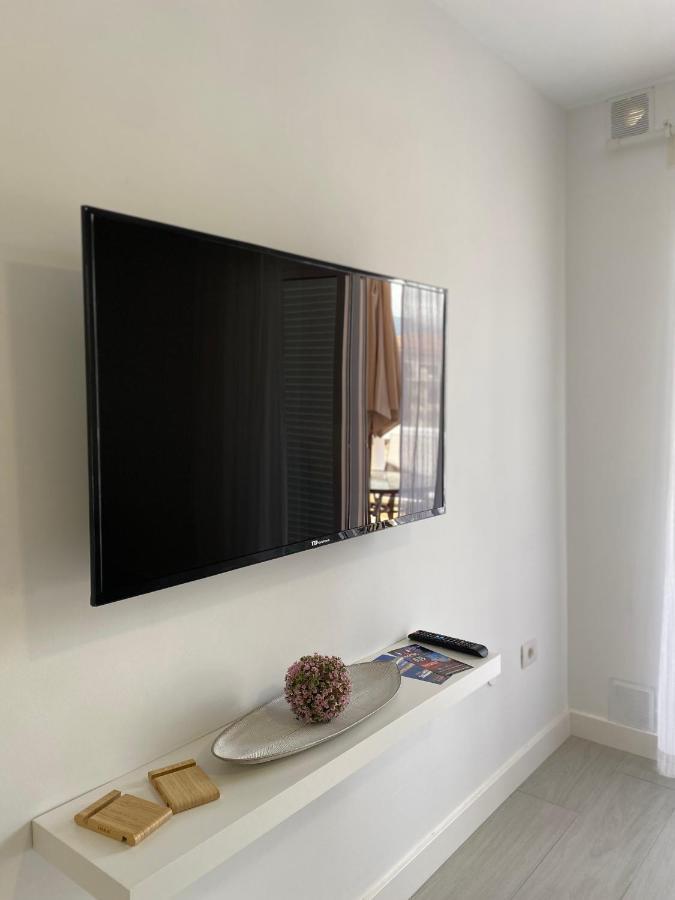 Comfortable Apartment Los Cristianos. Free Wifi. Arona  Buitenkant foto